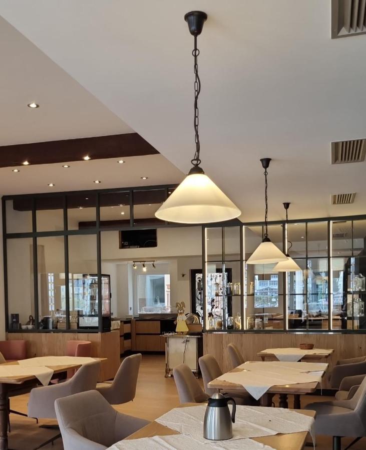 Hotel Weinhof Commune fusionnée de Cochem-Land Extérieur photo