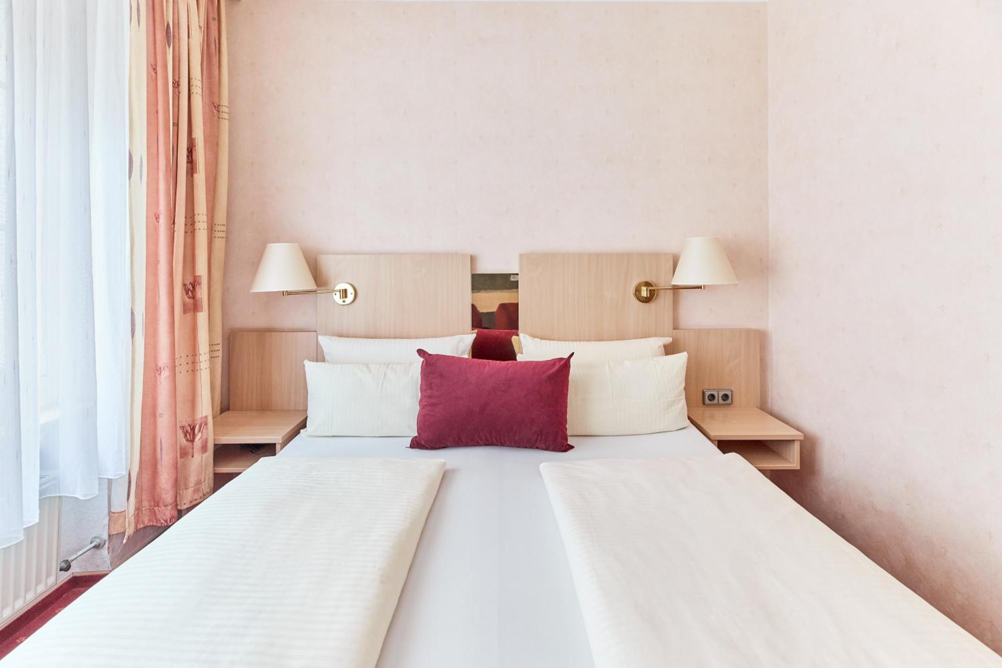 Hotel Weinhof Commune fusionnée de Cochem-Land Extérieur photo