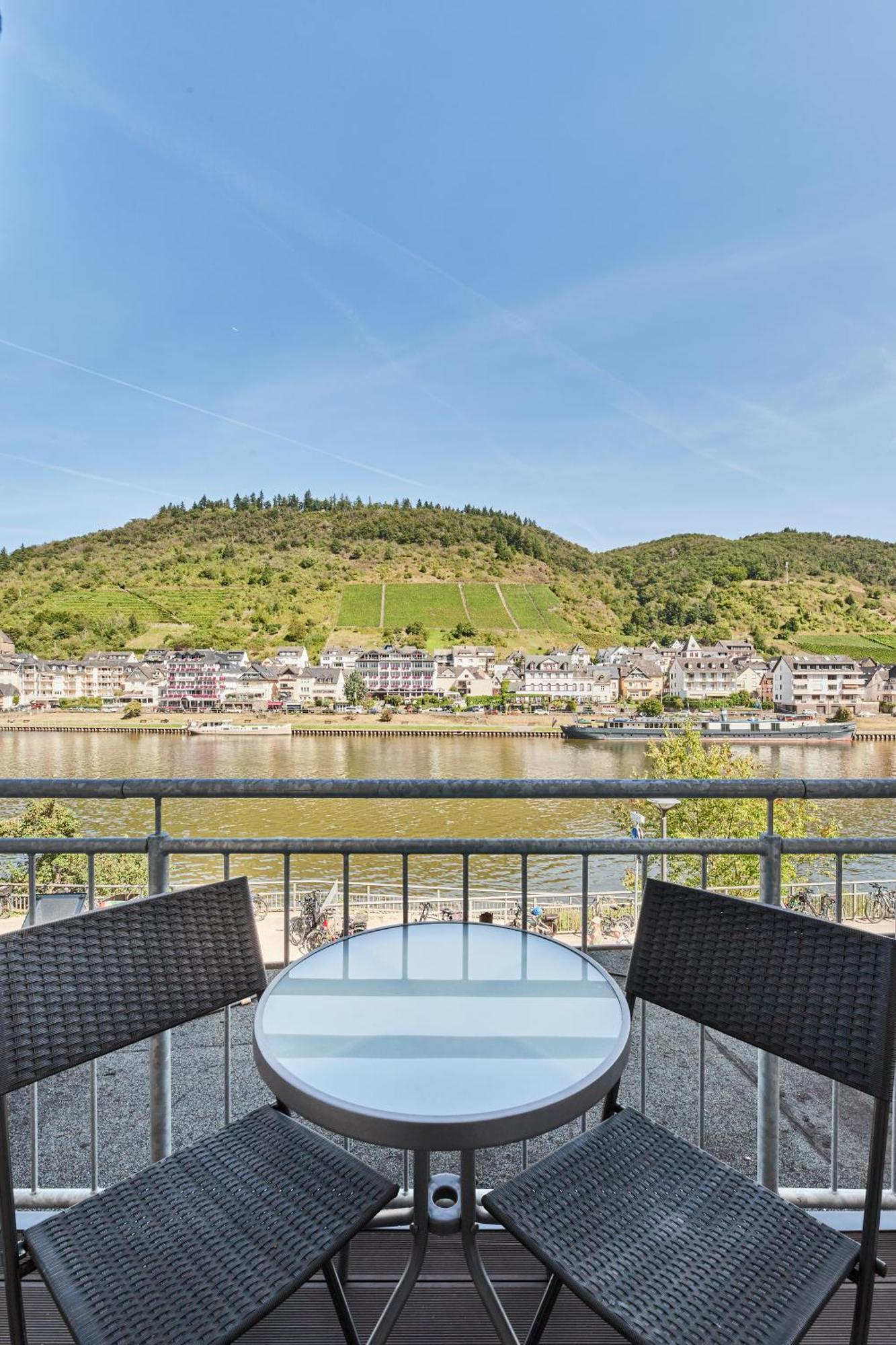 Hotel Weinhof Commune fusionnée de Cochem-Land Extérieur photo