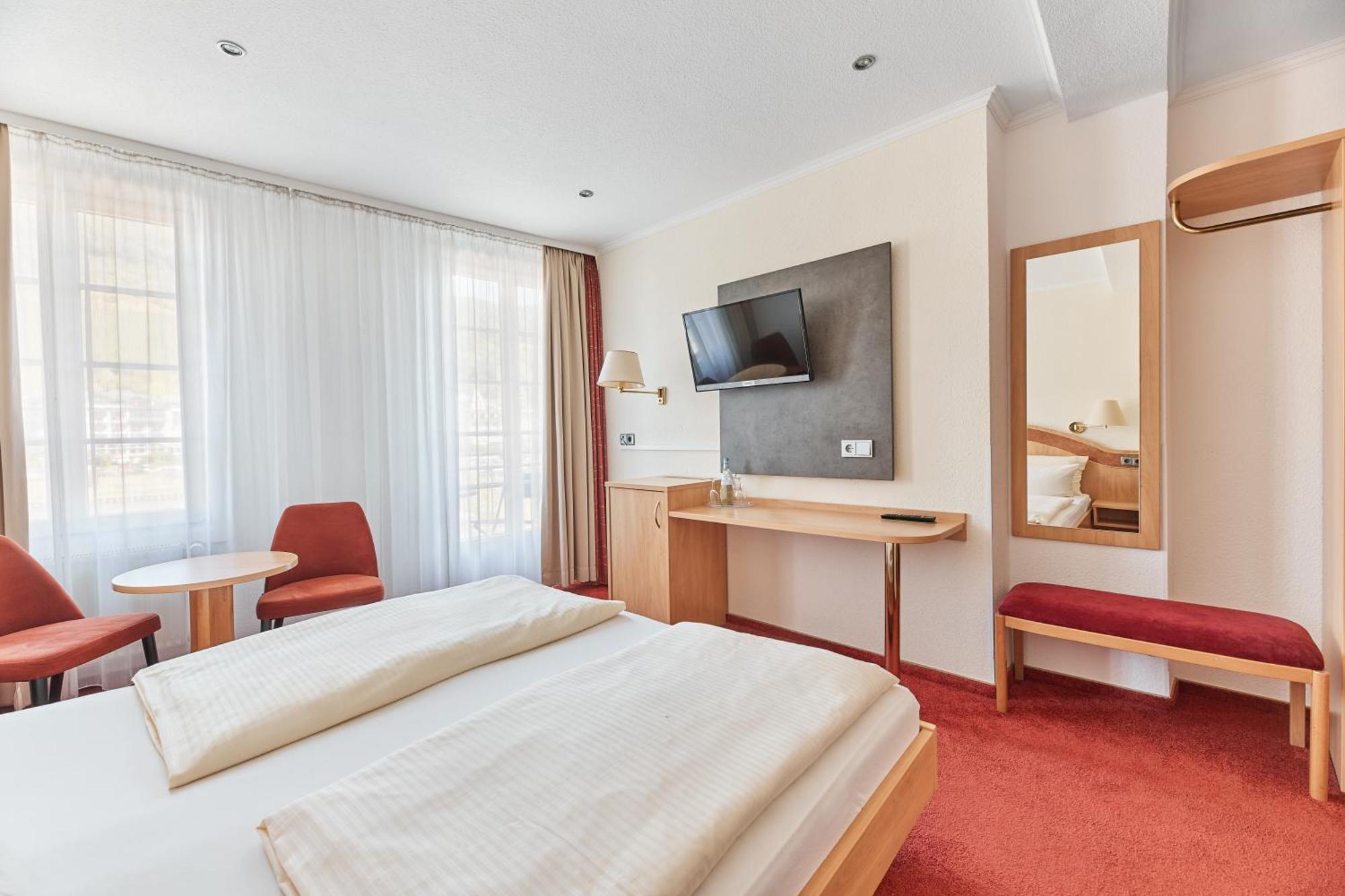 Hotel Weinhof Commune fusionnée de Cochem-Land Extérieur photo